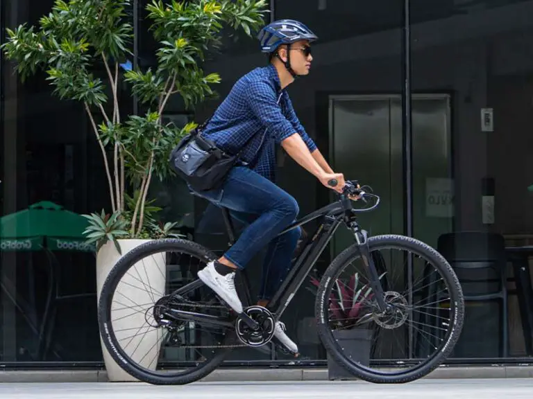 How E-Bikes Make Uphill Riding More Manageable for Cyclists