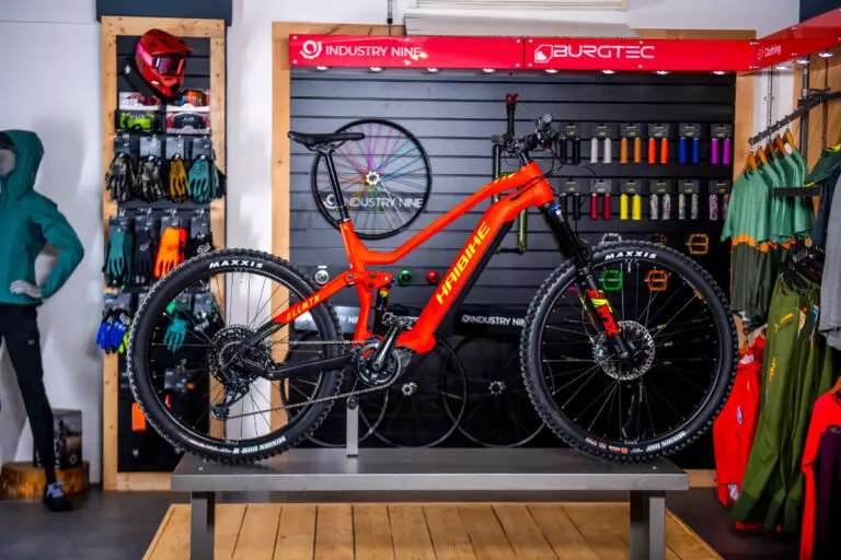 Unleashing the Power of Dual-Suspension E-Mountain Bikes for Cyclists