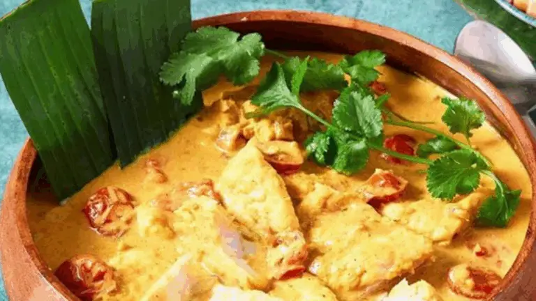 Fijian Fish Suruwa Curry: ¡Un Plato Exótico y Lleno de Sabores Tropicales!