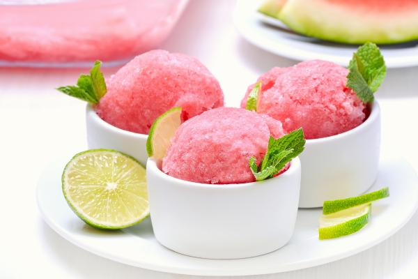 Receta de Sorbete de Sandía: ¡Refrescante, Ligero y Perfecto para el Verano!