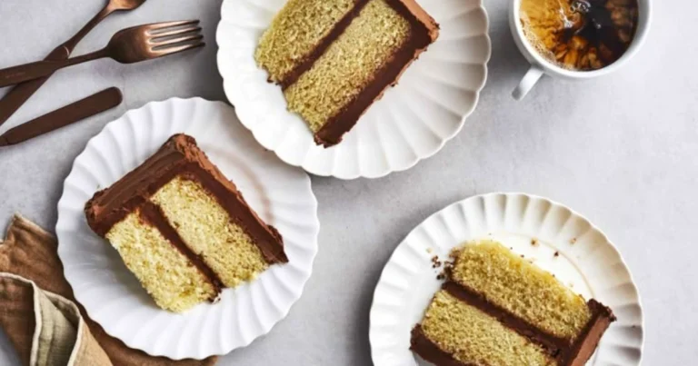 Torta de Vainilla Casera al Estilo de la Abuela: Suave, Esponjosa y Llena de Carácter