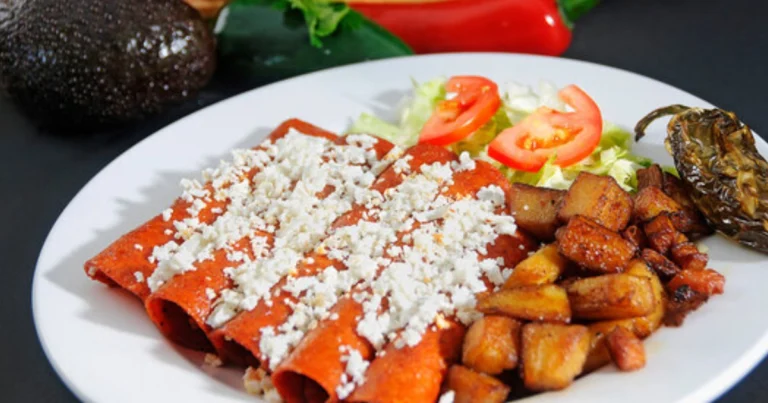 Enchiladas Suizas Caseras: Cremosas, Jugosas y Deliciosas