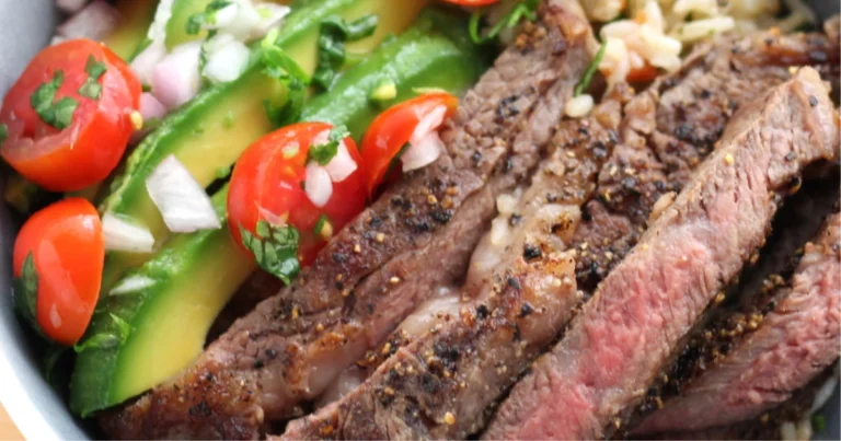 Bowl de fajita con brócoli y pico de gallo: receta saludable, fácil y llena de sabor