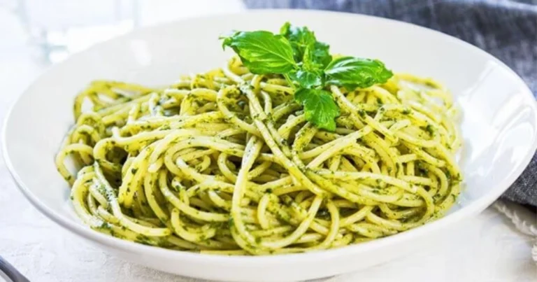 Espagueti Verde Cremoso: La Receta Mexicana Que Sorprenderá a Todos