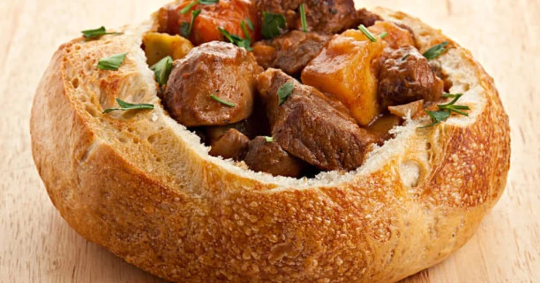 Ragoût de ternera en pan rústico