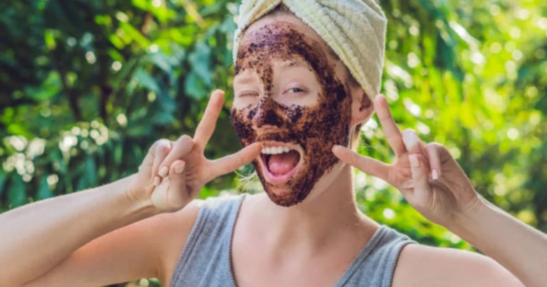 Mascarilla de café para el rostro: receta, beneficios y uso seguro