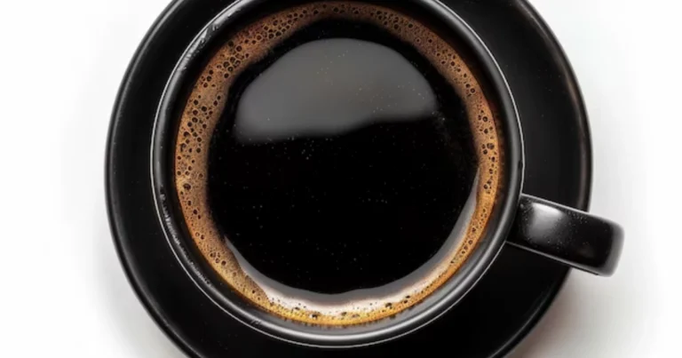 Cómo preparar café de raíz de diente de león: saludable, sin cafeína y lleno de beneficios