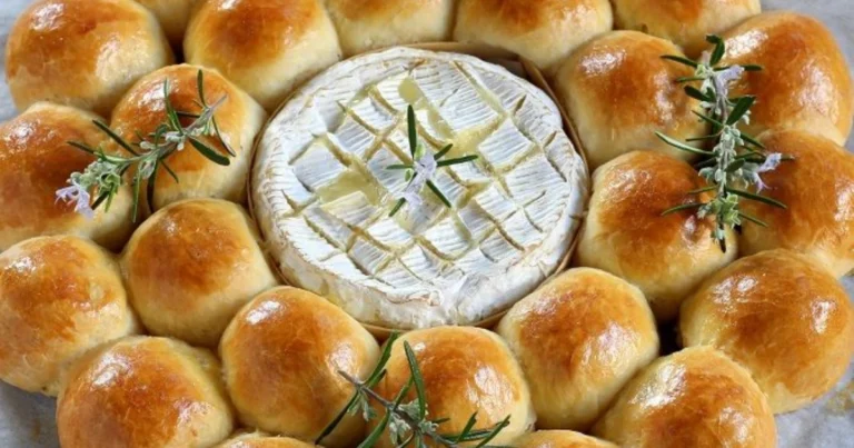 Pan corona de bolitas sazonadas: receta fácil y original