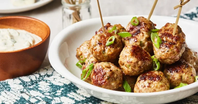 Albóndigas jugosas con salsa cremosa: receta completa y consejos prácticos