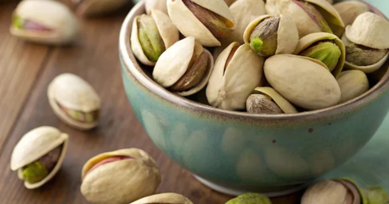 Cómo germinar y cultivar pistachos en maceta en casa