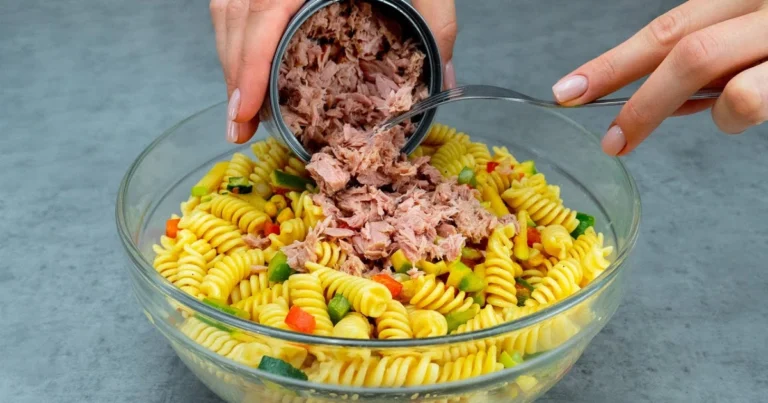 Ensalada de pasta con atún y maíz: receta fácil, fresca y nutritiva
