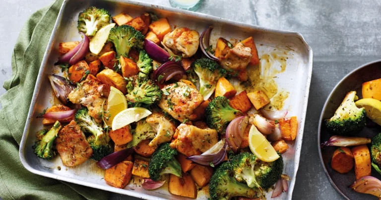 Pollo al horno con papas, zanahorias y brócoli: receta completa y saludable