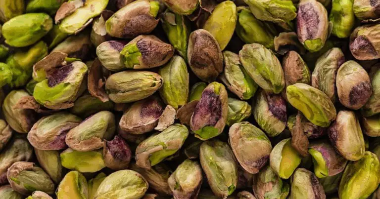 Cómo cultivar un árbol de pistacho a partir de pistachos del supermercado