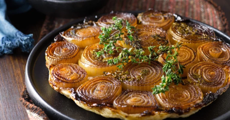 Tarta Tatin de Cebolla Caramelizada con Tomillo: Receta Detallada y Consejos para un Resultado Perfecto