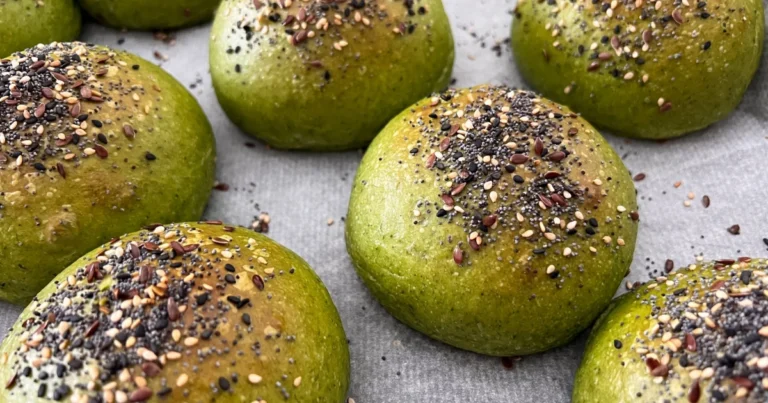 Panecillos de espinacas suaves y esponjosos: receta completa y consejos útiles