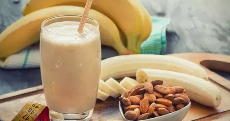 Batido de plátano y almendra: energía natural para comenzar el día