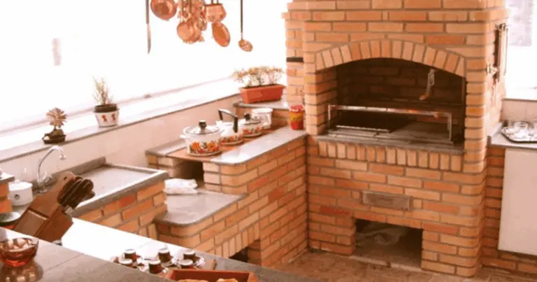 Churrasqueira con Cocina de Leña: Funcionalidad y Versatilidad al Aire Libre