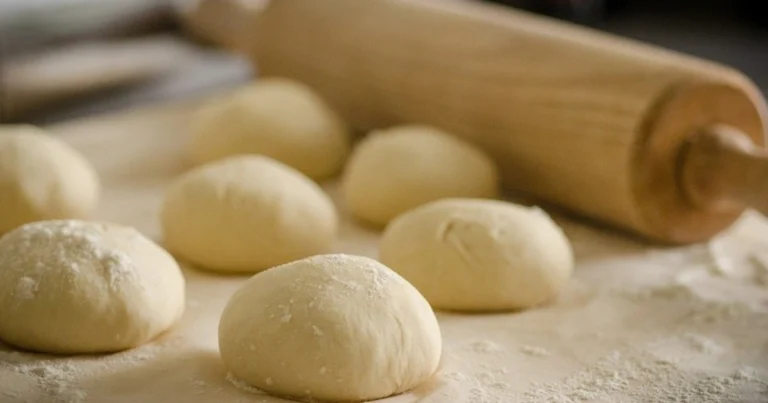 Masas y panes caseros fáciles: 6 recetas que debes preparar en casa